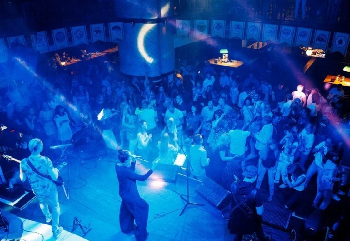 Live Band " Music 2000x " — 2